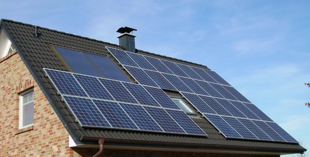 屋頂型太陽能設施