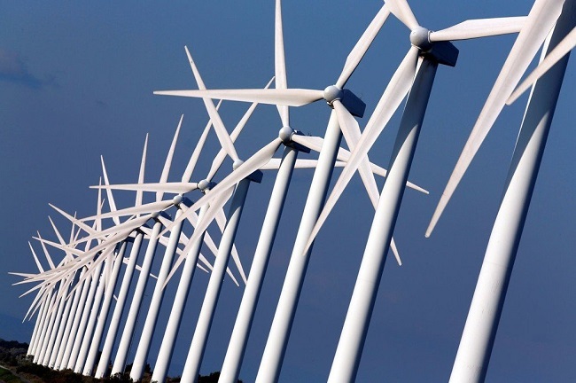 歐洲隆河聖路易港附近可見風力發電機組