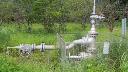 70年代中油曾於仁澤開採地熱井，因完成階段性任務，於80年代終止運轉，為仁澤既有1號地熱井。