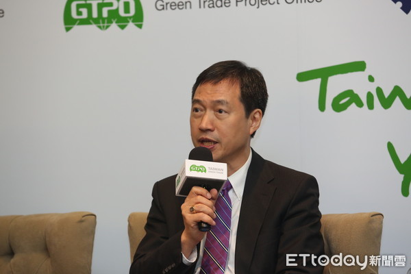 聯合再生能源沈維鈞總經理表示，去年整合台灣太陽能產業龍頭進行合併，讓太陽能產品成為一條龍供應，布局越南、泰國等市場。（圖／貿協提供）