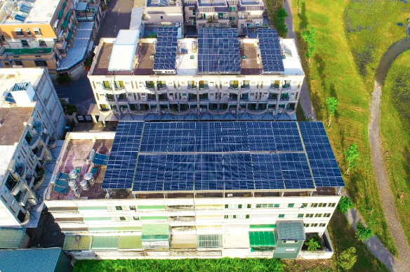 圖說：高雄市太陽光電補助從3月20日開始接受民眾申請（圖片來源：高雄市工務局提供）